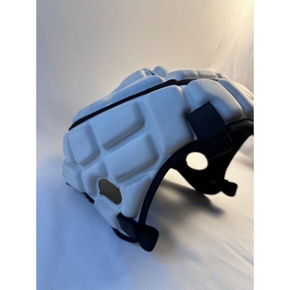 Guardian Caps Soft Shell Football & Lacrosse Helmet Cover White & Black - Picture 4 of 9